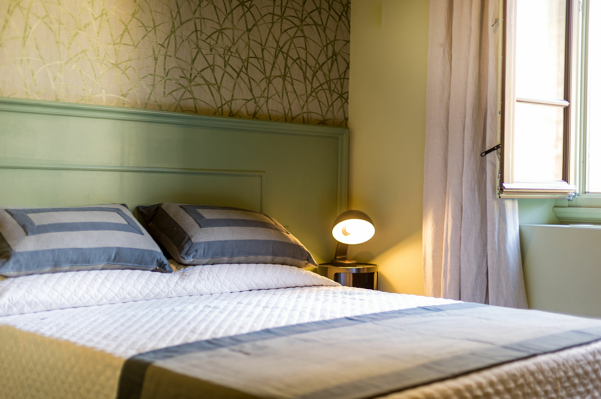 Arnobio Florence Suites Kültér fotó